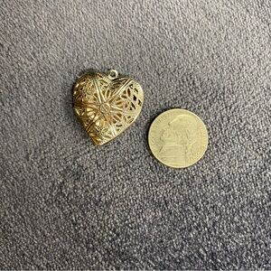 Vintage Heart Locket Jewelry